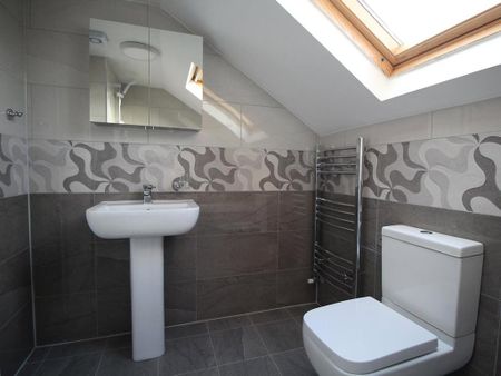 2 bedroom flat share to rent - Photo 5