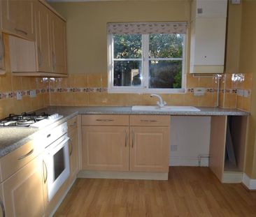 3 bedroom detached house to rent - Photo 5