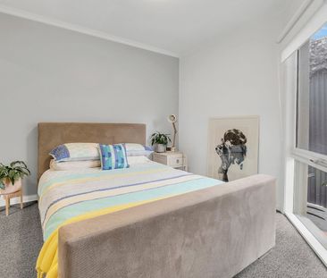 2/198 Station Street, Fairfield VIC 3078 - Photo 4