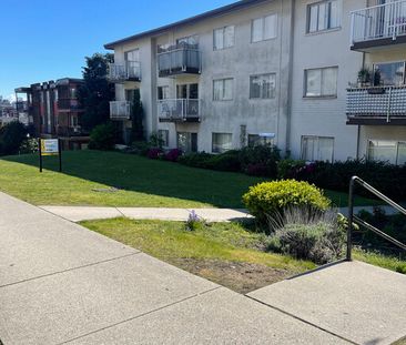 DORIC MANOR | 236 8th Street, New Westminster - Photo 1