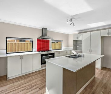 15 Glenelg Drive - Photo 1