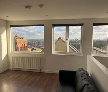 2 Bed Maisonette, Muswell Hill Broadway, N10 - Photo 2