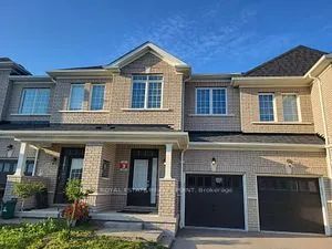 Condo Townhouse For Lease | E9010328 - Photo 4