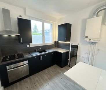 Location Appartement 2 pièces 49m² - Photo 3