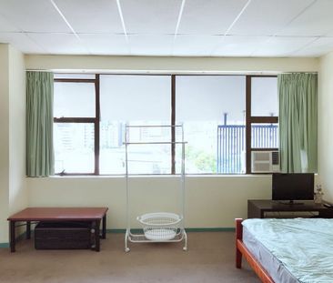 Fully furnished studio apartment in the heart of Brisbane. Rent is ... - Photo 4