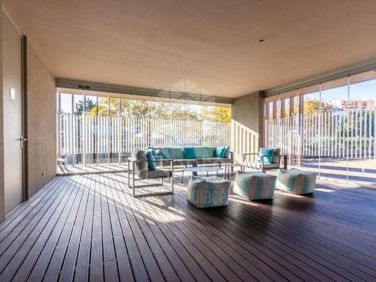 2 room luxury Apartment for rent in Cascais, Lisbon - Photo 1