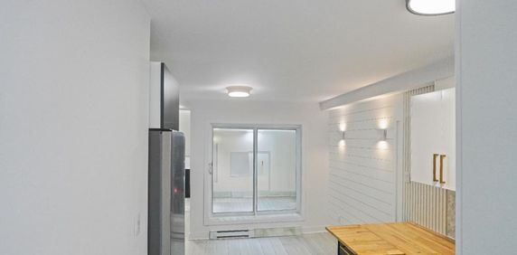 Appartement Moderne 3 ½ – À 10 Min du Métro Mont-Royal! - Photo 2