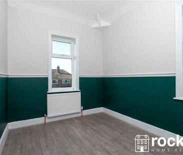 3 bedroom semi-detached house to rent - Photo 6