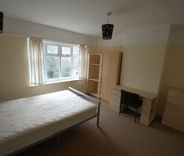 4 bedroom house to rent - Photo 1