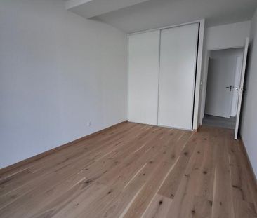 Location Appartement 3 pièces 74m² STE FOY LES LYON 69110 - Photo 4