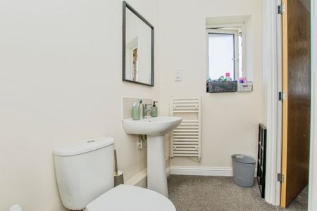 Eagle Way, Hampton Centre, PETERBOROUGH - Photo 4