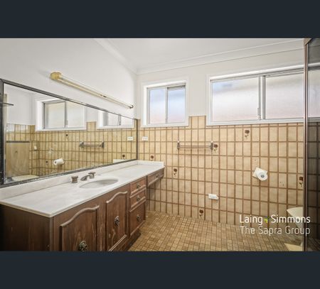9 Roger Place, Blacktown, NSW 2148 - Photo 5