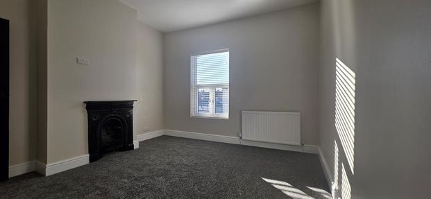2 bedroom house to rent - Photo 1