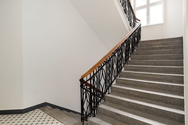 Mieszkanie w zabytkowej kamienicy | ścisłe centrum - Фото 1