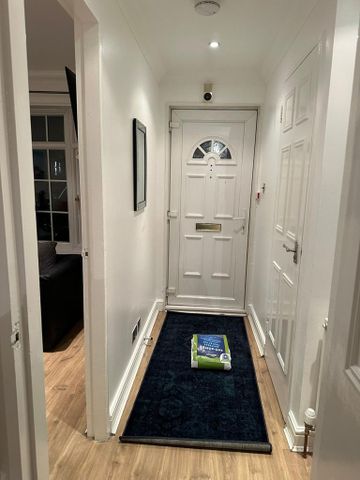 3 bedroom semi-detached house to rent - Photo 4