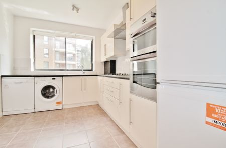 Regent House, Windsor Way, Hammersmith, London, W14 - Photo 5