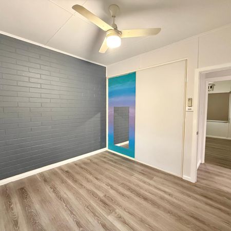 Modern Home on a Large Block! - Photo 5