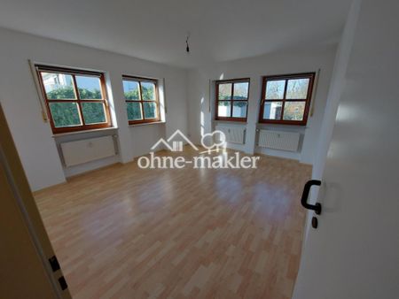 Helle, schön ausgestattete 2- Zi Whg mit Wohnküche - Photo 2