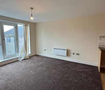 2 bedroom apartment to rent - Photo 6