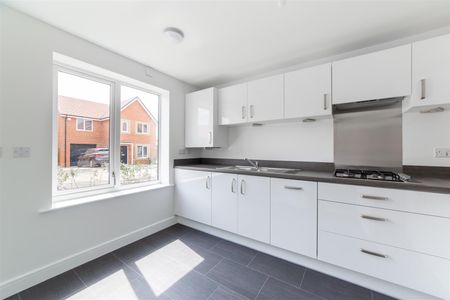 3 bed semi-detached house to rent in Bramble Way, Great Park, NE13 - Photo 5