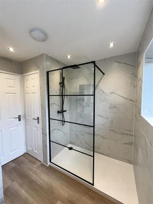 2 bedroom detached bungalow to rent - Photo 1