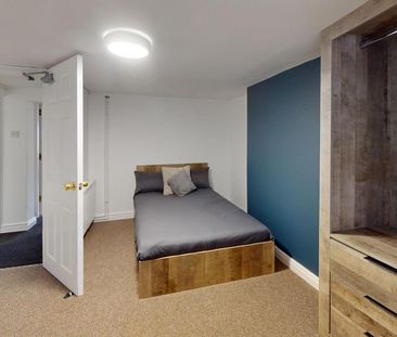 1 bedroom in a house share to rent - Photo 4