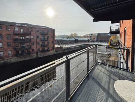 2 bedroom flat to rent - Photo 3