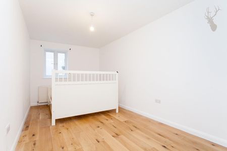 3 Bedroom Flat - Duplex - Photo 2