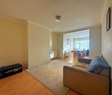 4 Bed Semi-Detached House, Coniston Gardens, HA9 - Photo 3