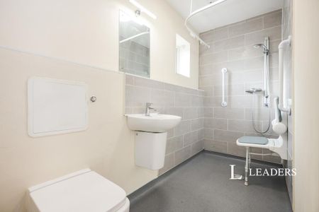 1 bedroom flat to rent - Photo 4