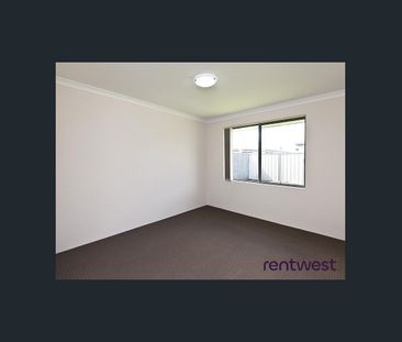 Spacious Home in Squires Estate, Baldivis - Photo 6