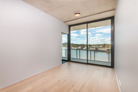 105/45 Eastlake Parade, Kingston ACT 2604 - Apartment For Rent | Domain - Photo 5