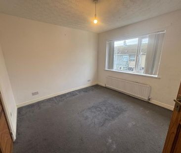 80 Knockleigh Drive, Carrickfergus, BT38 8UZ - Photo 3