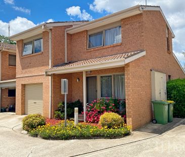 Spacious 2 Bedroom Townhouse - Photo 1