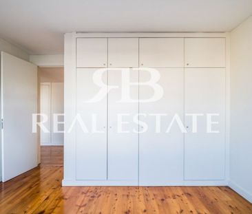 3 room luxury Apartment for rent in Lisbon, Portugal - Photo 1