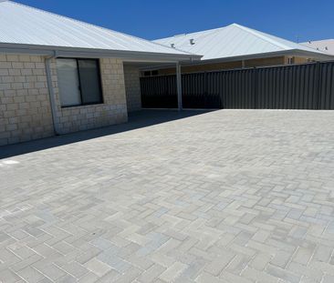 Modern Coastal Living - Brand New Family Home - Photo 2