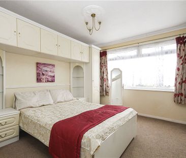 Gale Close, Mitcham, CR4 3QJ - Photo 6