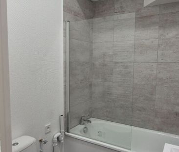 Location Appartement 2 pièces 27m² - Photo 4