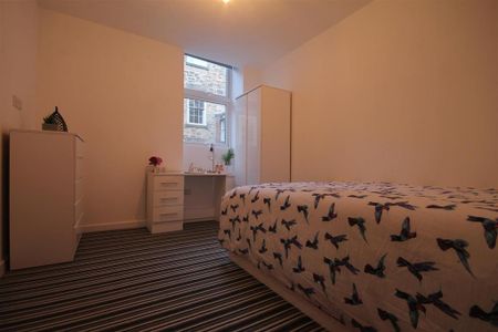 6 bedroom maisonette to rent - Photo 4