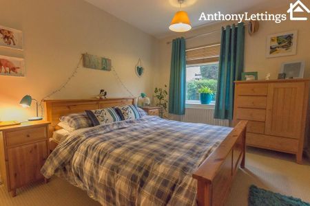 2 bedroom maisonette to rent - Photo 4