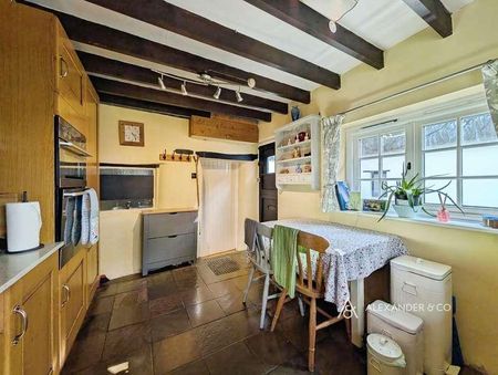 Nampara Cottage, The College, Marsh Gibbon, Bicester, Buckinghamshire, OX27 - Photo 5