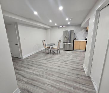 For Lease - 17 Dragonfly Crescent, Toronto, Ontario - Photo 4