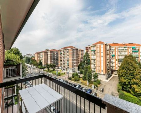 Via della Capinera, Milan, Lombardy 20147 - Photo 4