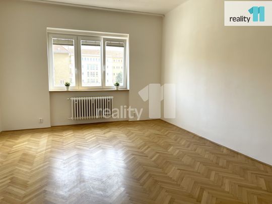 Pronájem bytu 3+1 93 m², Biskupcova 512, Praha - Фото 1