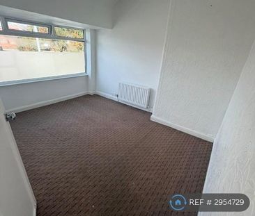 2 bedroom semi-detached house to rent - Photo 4
