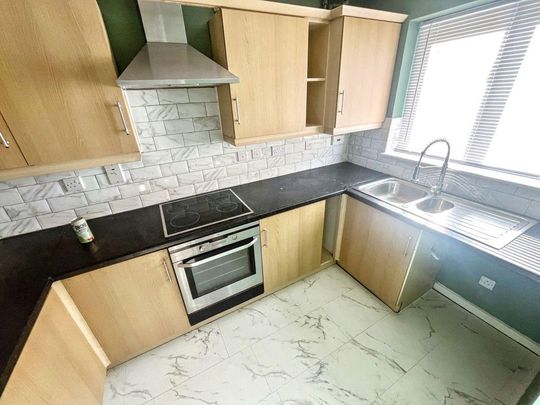 3 bed semi-detached house to rent in TS20 - Photo 1