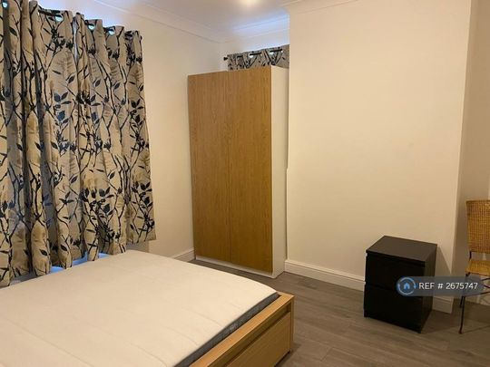 2 bedroom maisonette to rent - Photo 1