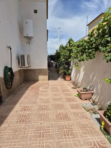Santa Pola - Photo 4