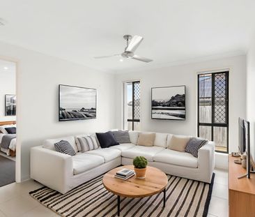 SPACE, COMFORT & FAMILY LIVING IN A QUIET CUL-DE-SAC - Photo 2