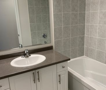 For Lease - 220 Coronation Road, Whitby, Ontario - Photo 5